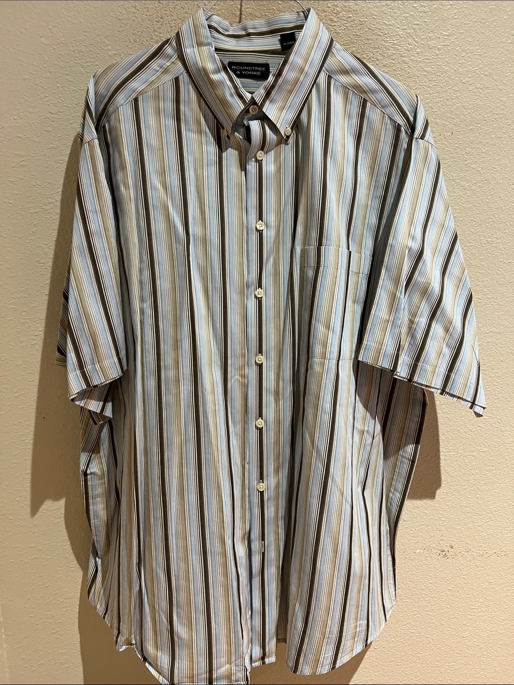 Roundtree & Yorke Short-Sleeve Button-Down Brown, Light Blue and Tan Stripes